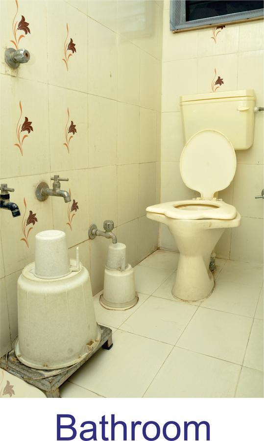 Hotel Baba Rajkot Ngoại thất bức ảnh